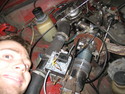 Johan bygger gasblandaren med elektronisk reglering.